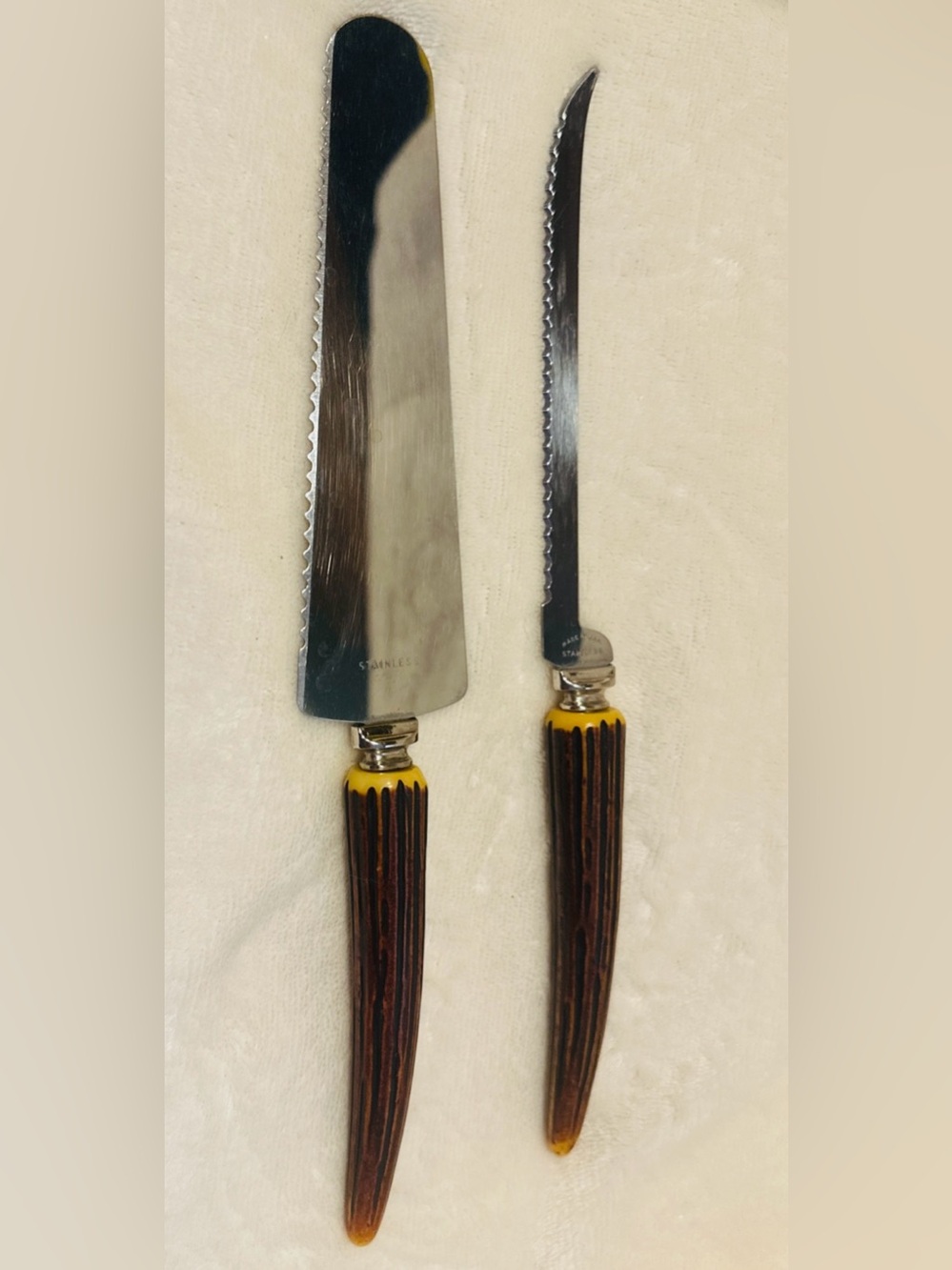 Set Of 2 Antique Stainless Antler Stag Horn Knifes Sharp Carving Made In USA